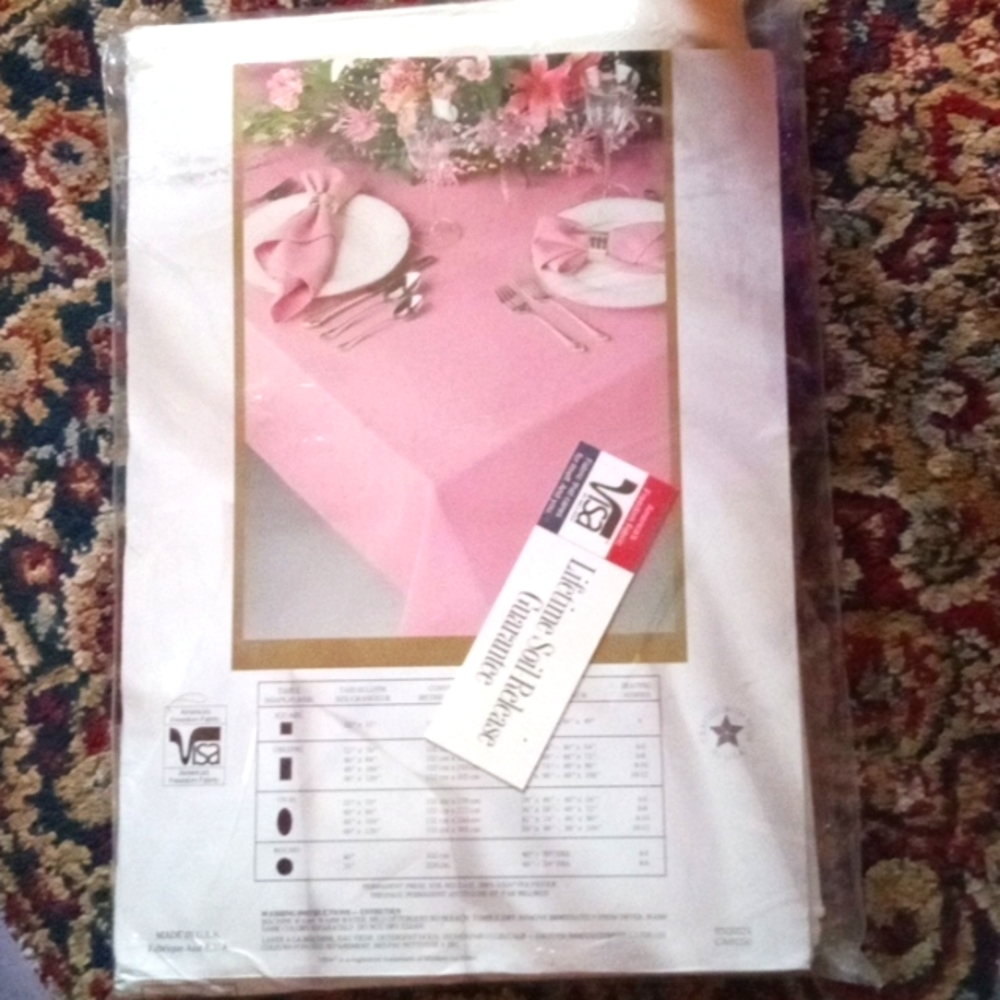 Majesty Bone Color Tablecloth. Never opened.🌞